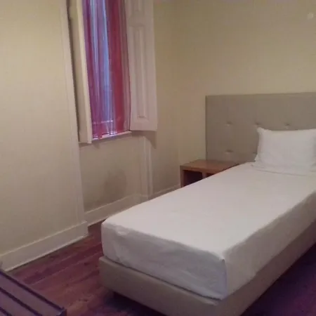 Homestay Capital Place *